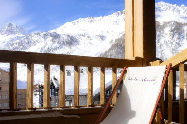 balcon-616713.jpg