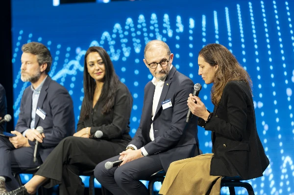 Intervention%20Laure%20Lucchesi.jpg